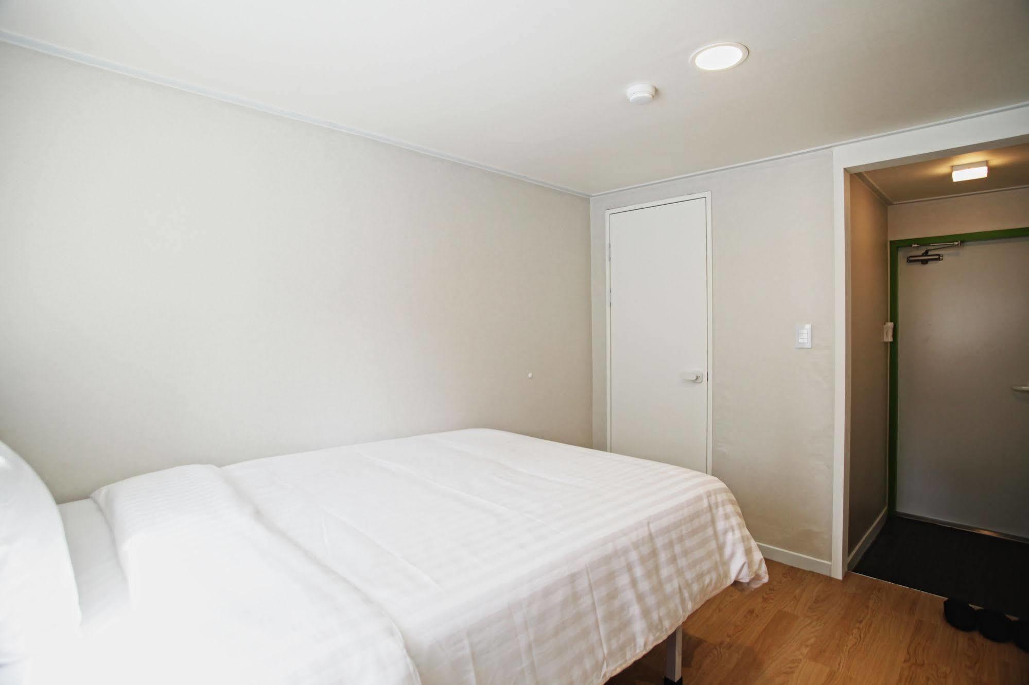 Hotel Sleepy Panda Streamwalk Seoul Jongno 外观 照片